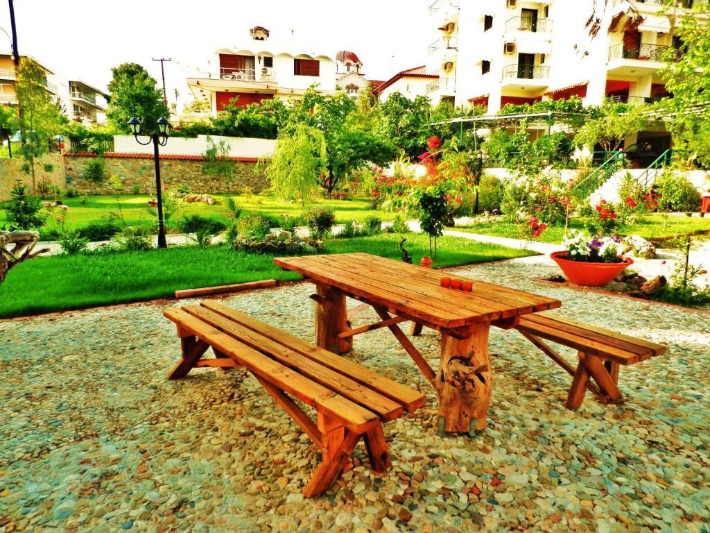 Sagini Boutique Hotel Loutra Edipsou  ภายนอก รูปภาพ